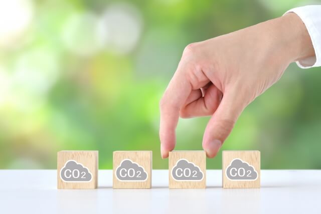 エア漏れが環境に与える影響とCO₂排出量の算出方法